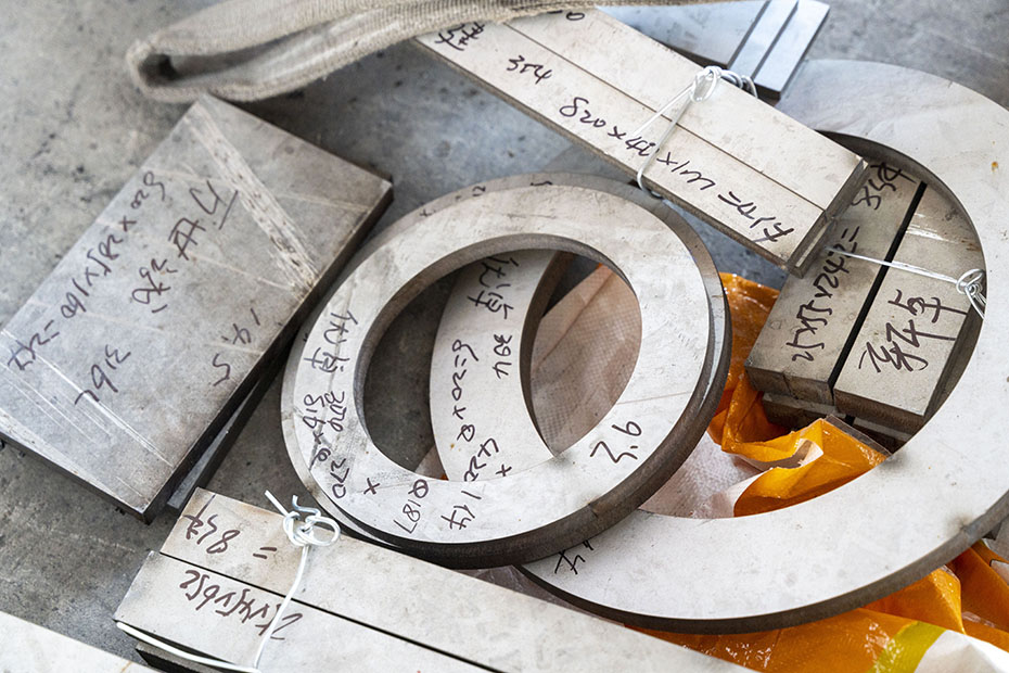 不锈钢板加工如何折弯